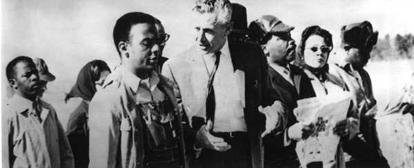Left to right: John Lewis, Andrew Young, LeRoy Collins, Martin Luther King Jr., and Coretta Scott King, near Selma, Alabama, 1965.